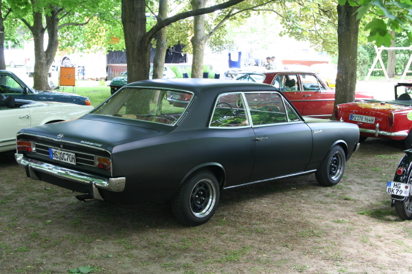 Opel Rekord 1700